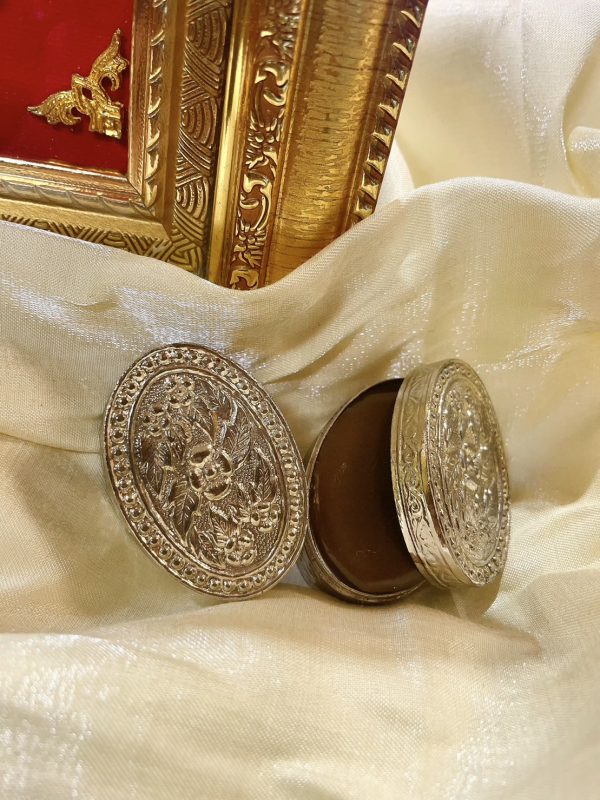 【大城府-阿贊錠 提運人緣膏】