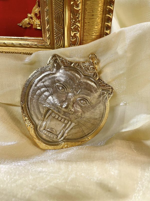 【龍婆本廟-龍婆本 猛虎虎首-大面】